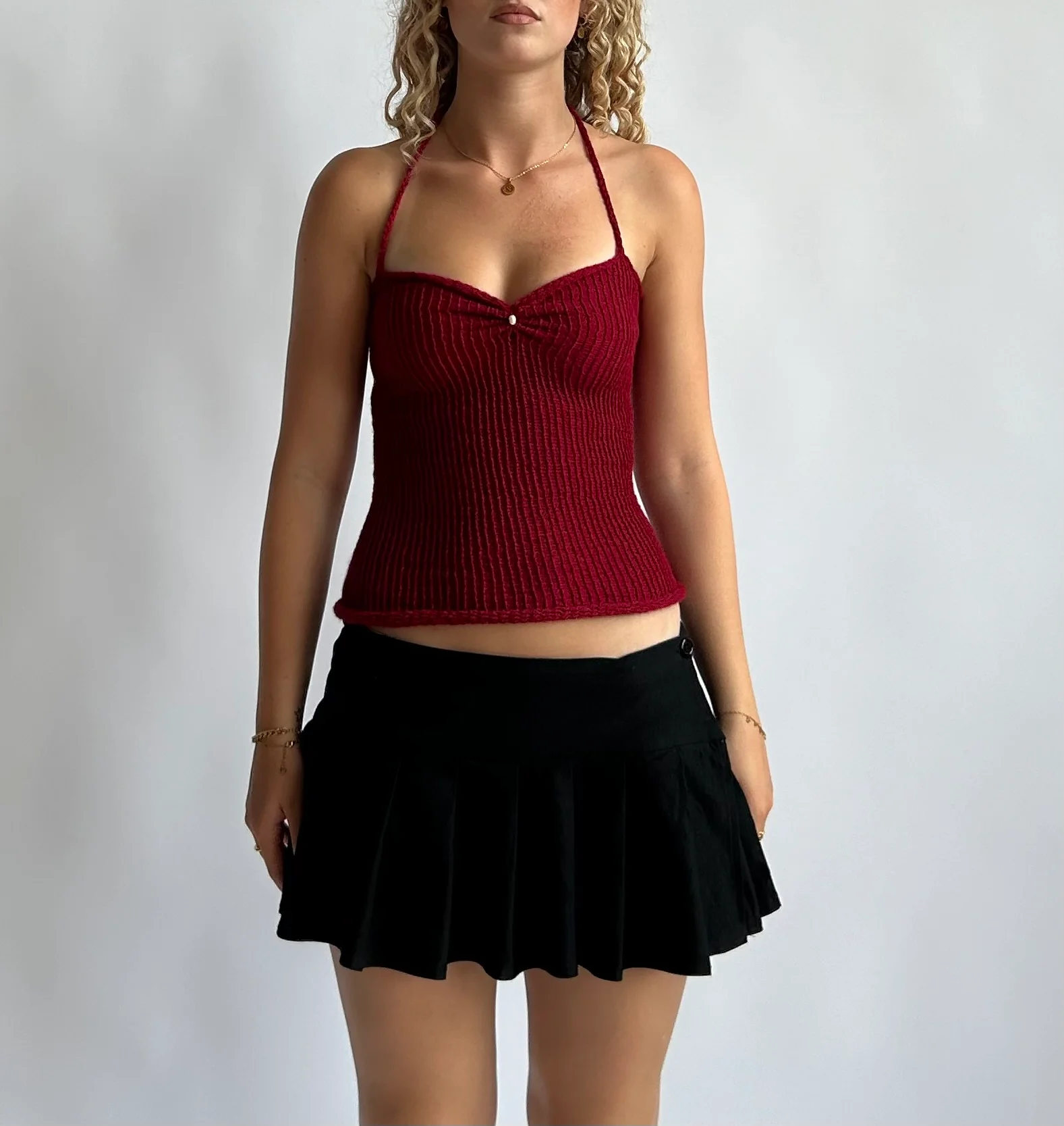 The scarlet top - Image 4