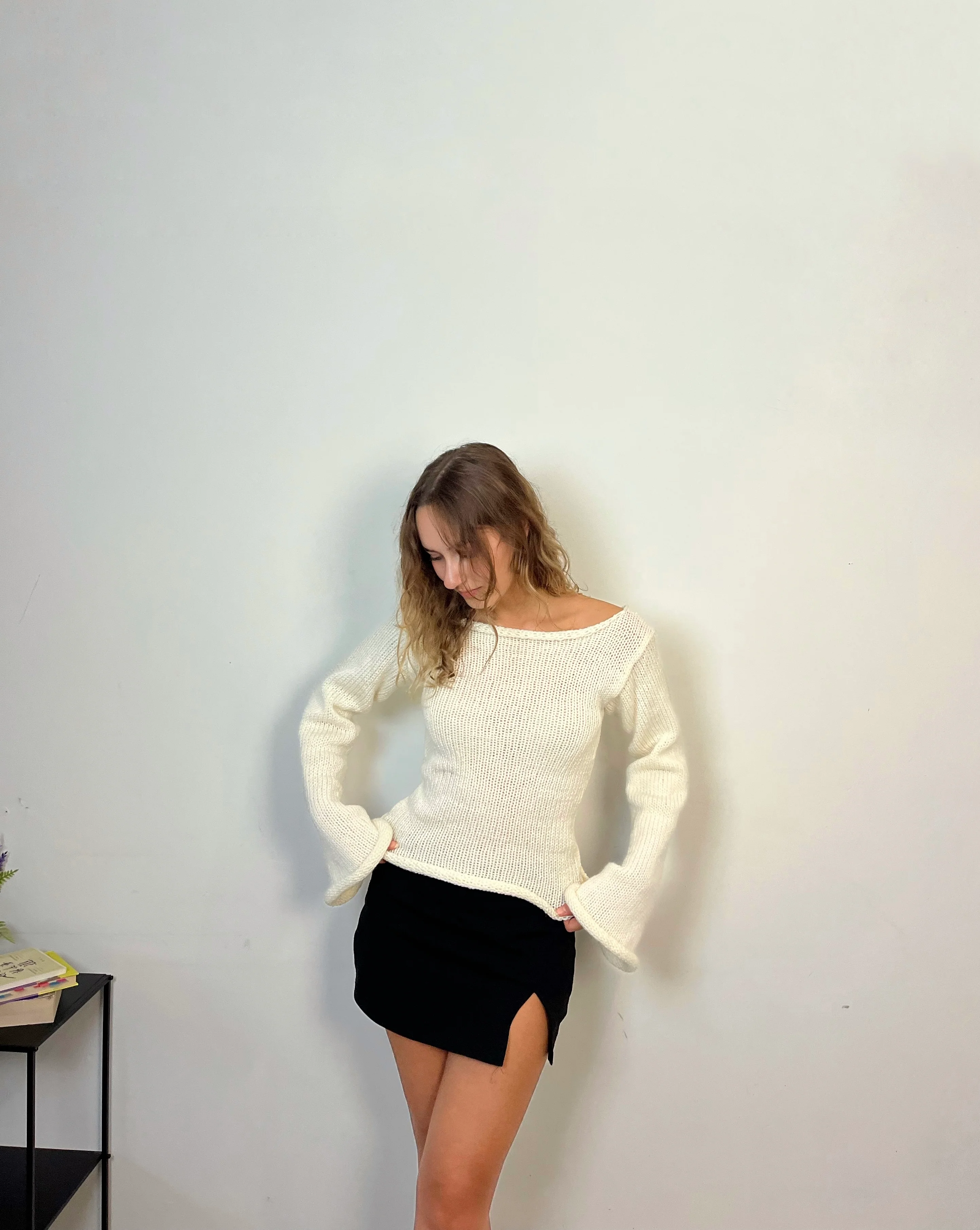 White sweater - Image 10