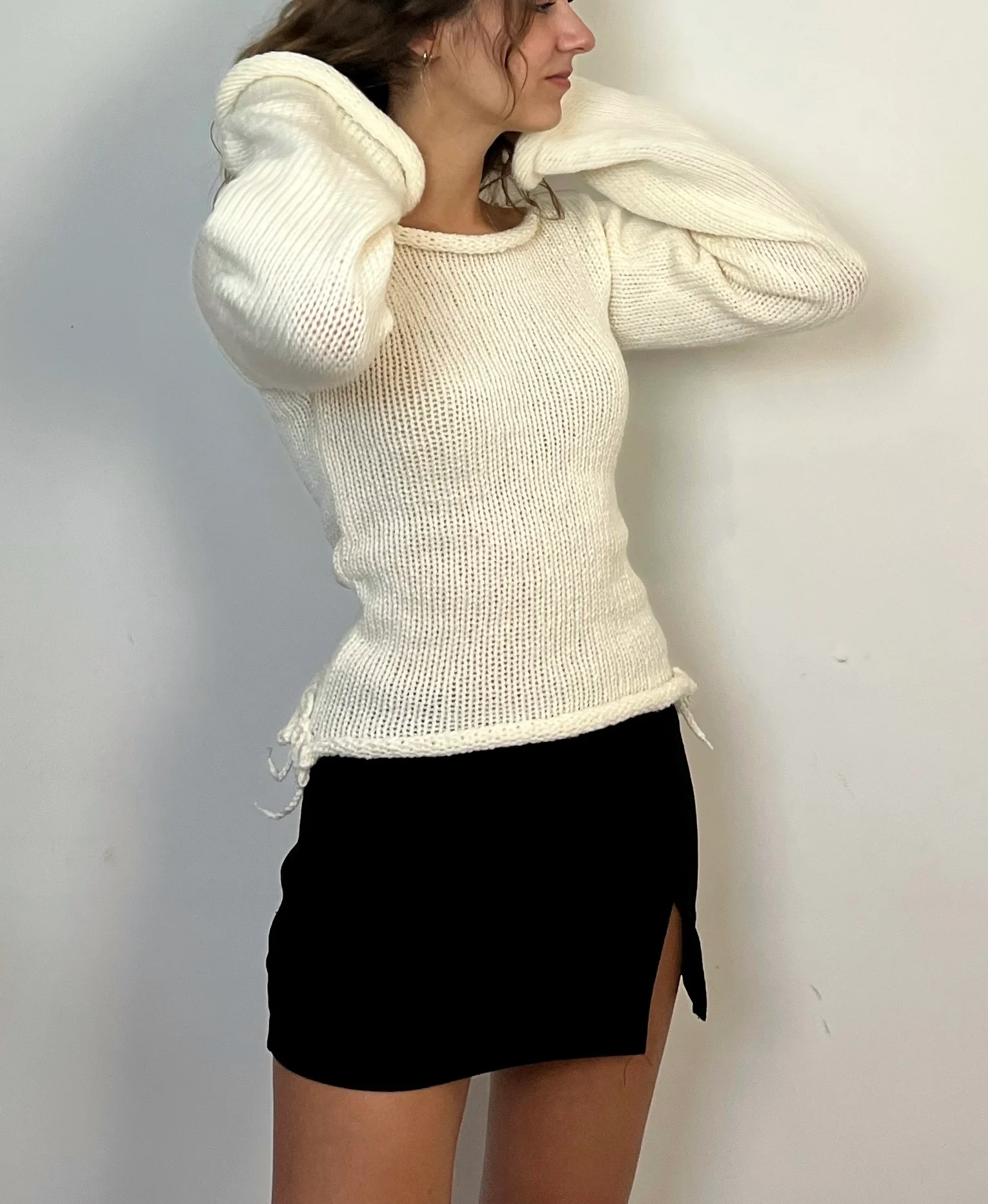 White sweater - Image 9